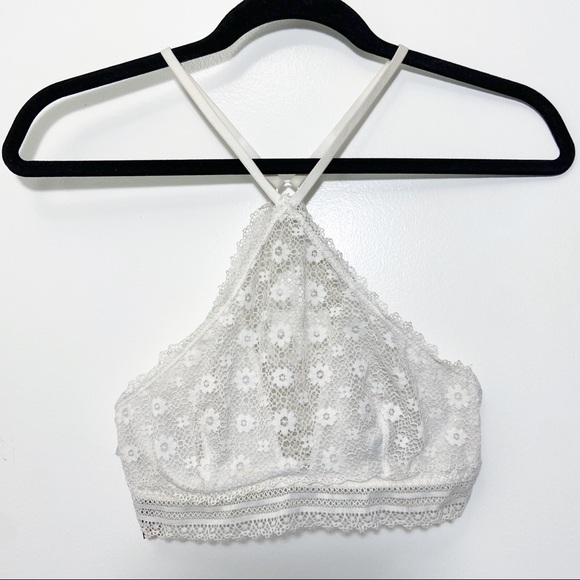 Victoria’s Secret Lace High-Neck Halter Triangle Bralette Small - Picture 3 of 11